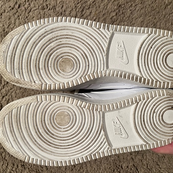 NWOT. Nike Women’s Court Vision Low - Size 9 - Picture 7 of 8